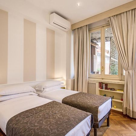 Tritone Top House Рим Стая снимка