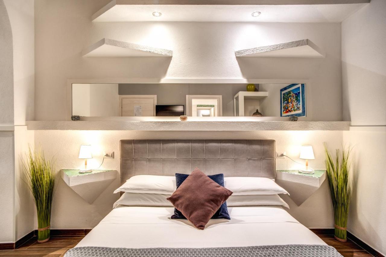 Tritone Top House Рим Екстериор снимка