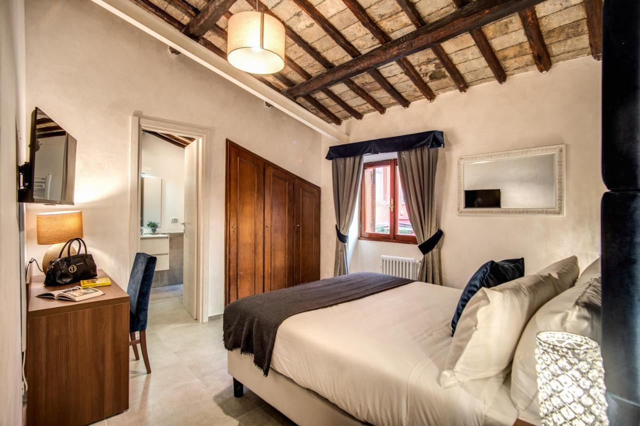 Tritone Top House Рим Екстериор снимка