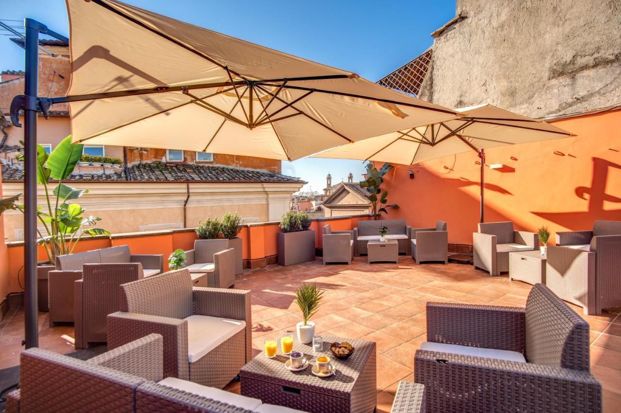 Tritone Top House Рим Екстериор снимка