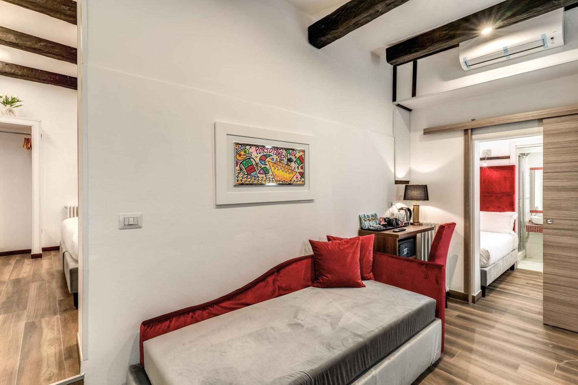 Tritone Top House Рим Стая снимка