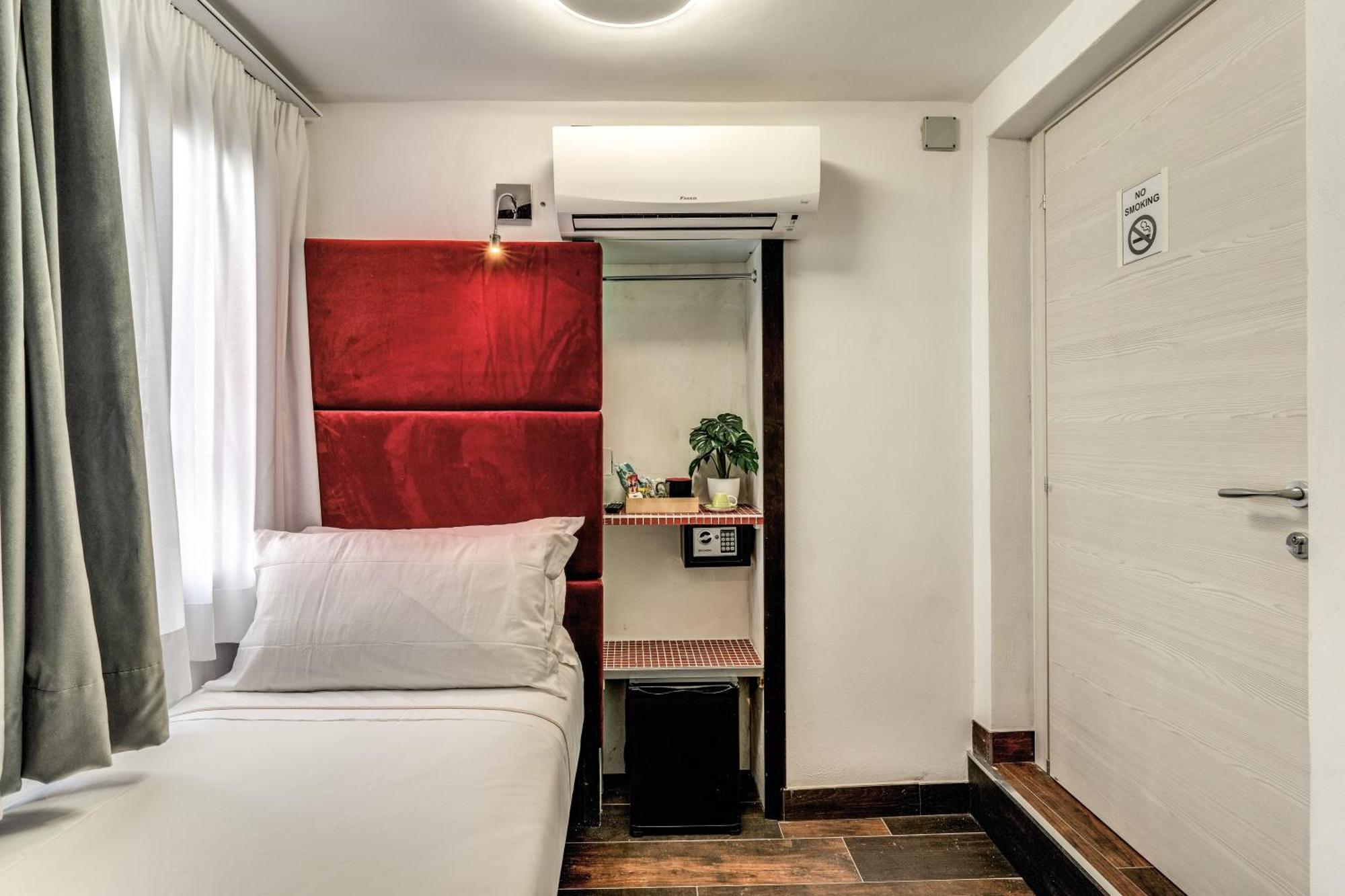 Tritone Top House Рим Стая снимка